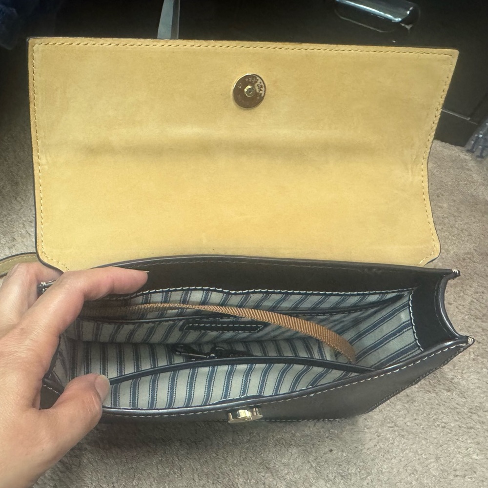 Dooney & Bourke Black Crossbody Bag - Picture 2 of 3